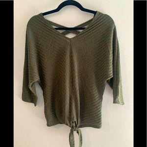 4/$20 Green blouse size small